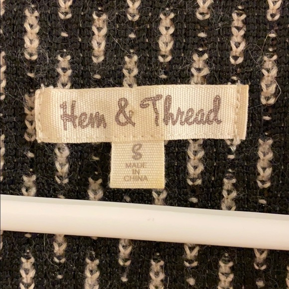 Hem & Thread size small vest - Picture 4 of 4